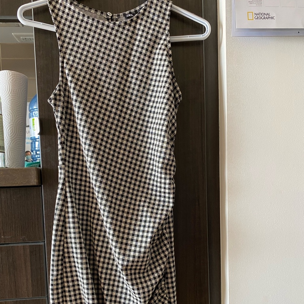 Gingham Ruched Mini Dress 🖤🤍 BRAND NEW